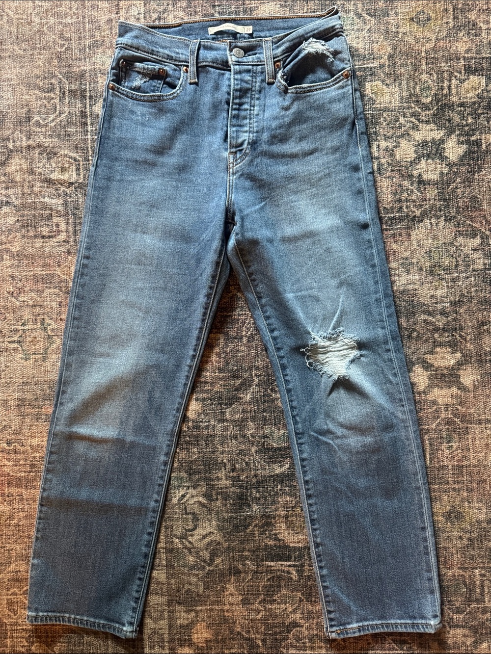 Levi's High-Rise wedge strait  Distressed Blue Jeans